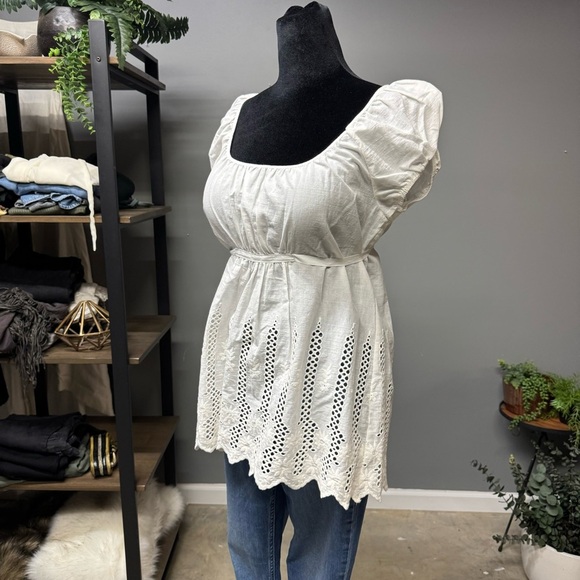 Max Studio MSSP white eyelet lace puff sleeve blouse top womens medium cotton - Picture 2 of 5